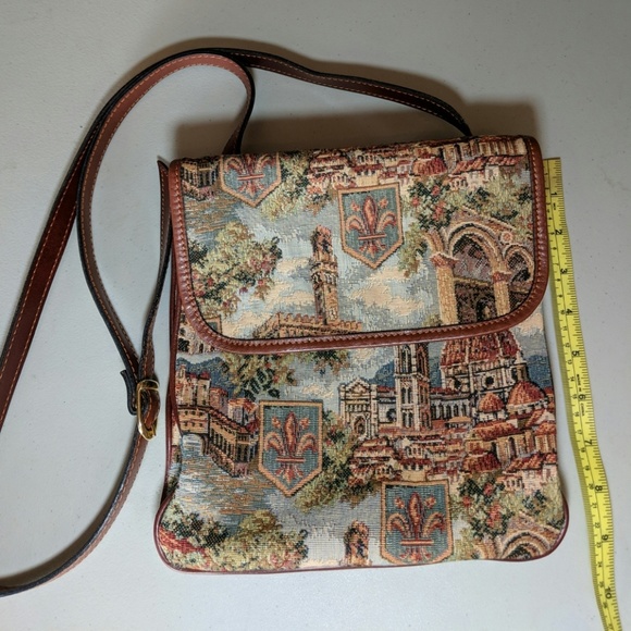 Design of Italy Handbags - Leather & Tapestry Crossbody Bag Made In Italy